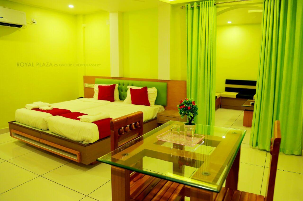 Royal Plaza Residency Cheruppulasseri Ngoại thất bức ảnh